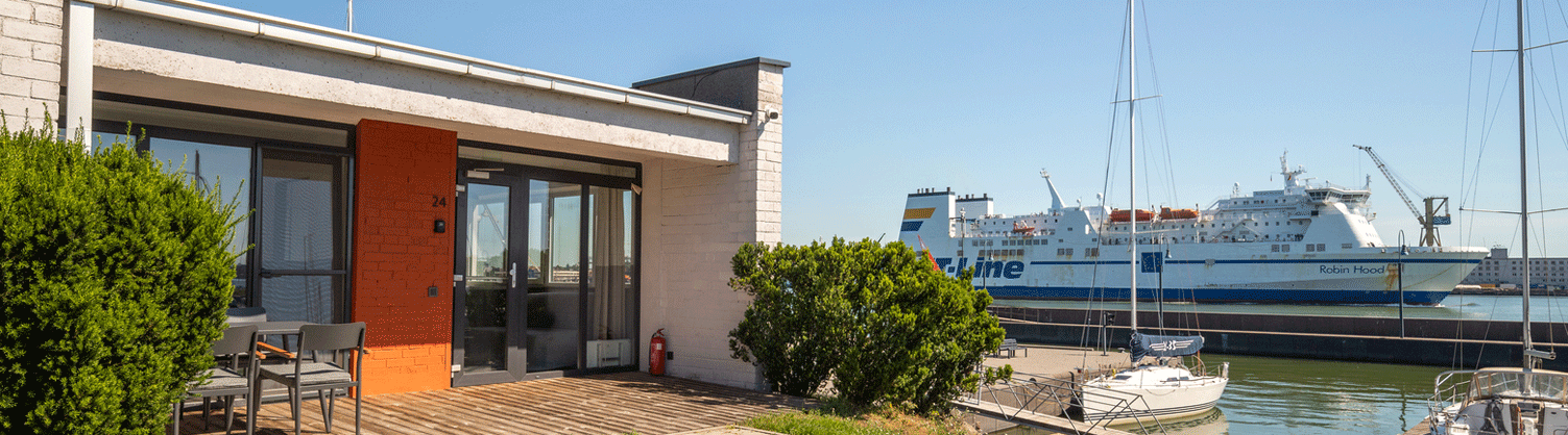 Гостиница Смильтине Яхт-клуб